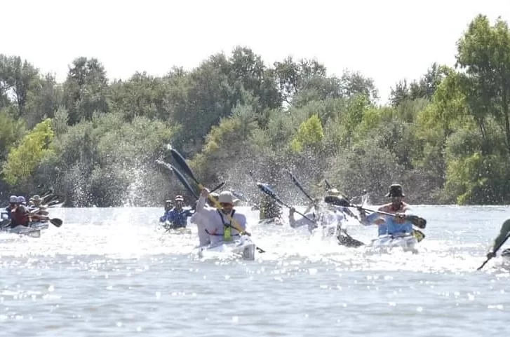 Regata Internacional del Río Negro