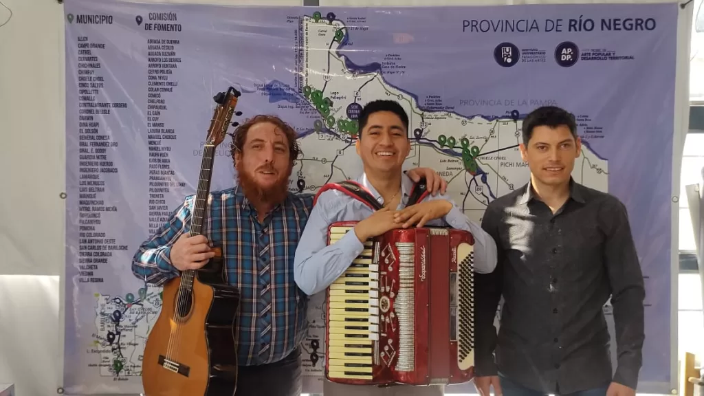 Escuela de Arte Popular